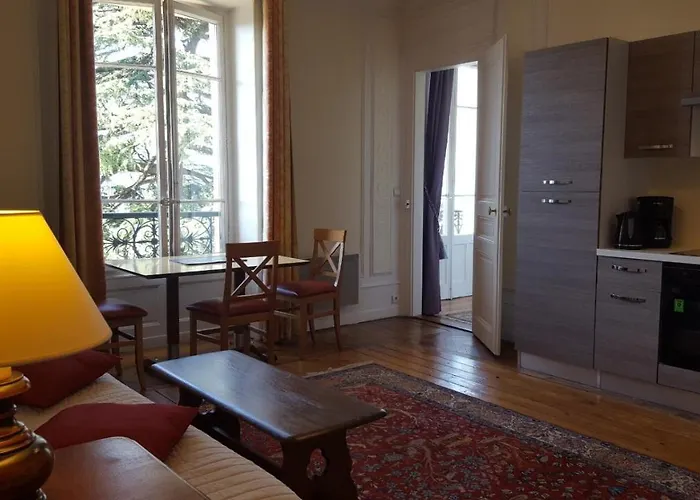 Aparthotel Aux Meubles Du Manoir à Aix-les-Bains